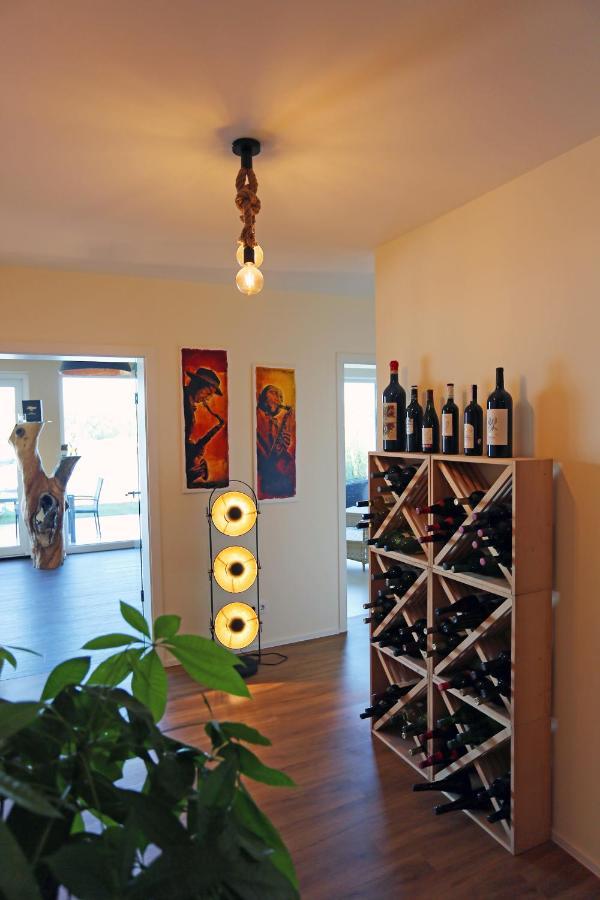 Rhein Lounge Appartement Urmitz Buitenkant foto